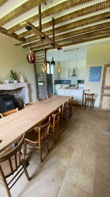 Le Presbytere - Touillon, Jacuzzi, 4 Chambres Pour 10 Exteriör bild