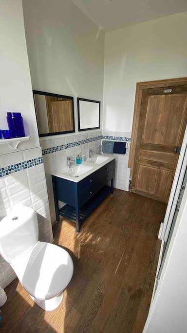 Le Presbytere - Touillon, Jacuzzi, 4 Chambres Pour 10 Exteriör bild