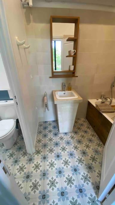 Le Presbytere - Touillon, Jacuzzi, 4 Chambres Pour 10 Exteriör bild