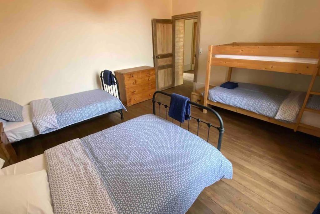 Le Presbytere - Touillon, Jacuzzi, 4 Chambres Pour 10 Exteriör bild