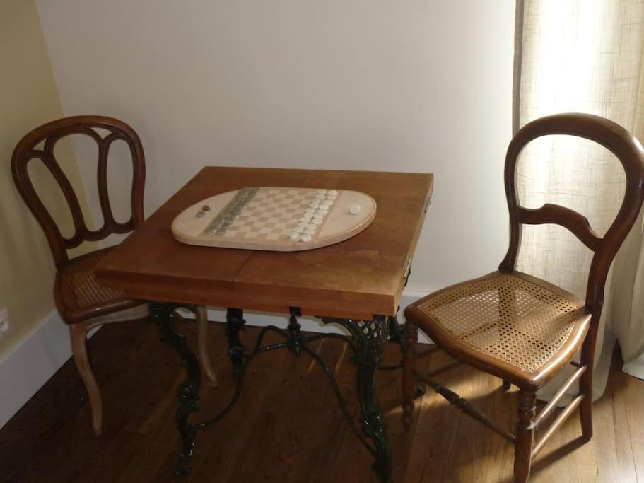 Le Presbytere - Touillon, Jacuzzi, 4 Chambres Pour 10 Exteriör bild