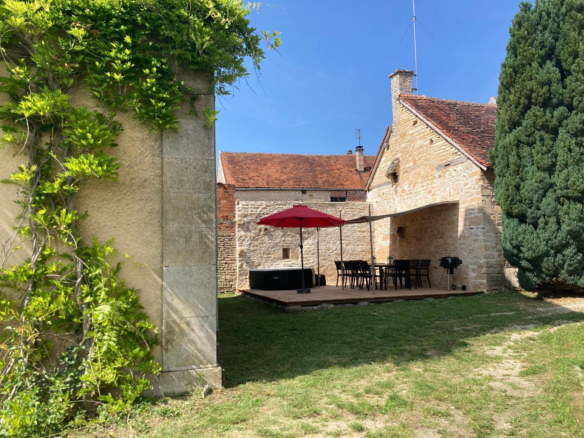 Le Presbytere - Touillon, Jacuzzi, 4 Chambres Pour 10 Exteriör bild